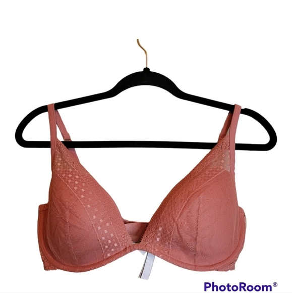 Victoria's Secret Bra Incredible By Victoria's Plunge/Padded/Underwire Size 36D - Picture 3 of 7